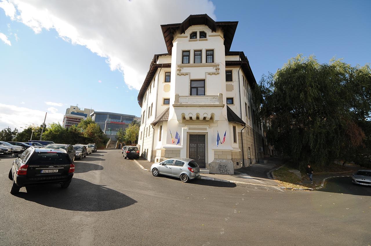 Citadel Aparthotel Galati  Exterior photo